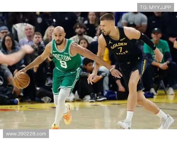 波神考虑未来或将离开勇士